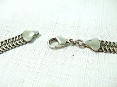 Vintage Classic Retro Necklace Flat Chain Herring Bone Silver Plated Metal 19″