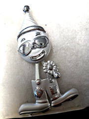 Vtg AJC silver tone Circus Clown movable Pin