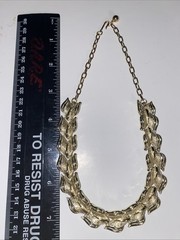 Vintage Mode Art Deco Gold Tone Necklace 50s-70s Unique Leaf