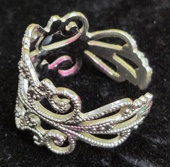 Vintage Sarah Coventry Ring ~ “Silvery Lace” 1974 Cuff Style Adjustable Size Scc