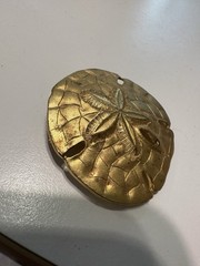 VTG Sand Dollar Brooch Brushed Gold Tone Pin Ocean Beach Realistic Sea Life