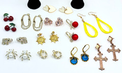 Lot of 14 Pairs of Pierced Earrings Mix Designs & Materials Vintage & New E-80