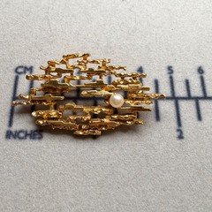 Vintage Gold Tone Metal Faux Pearl Accent Brooch Abstract Mid Century Brutalist