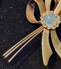 Vintage Gold Tone Floral Ribbon Bow Brooch Blue Cabochon Moonstone & Rhinestones