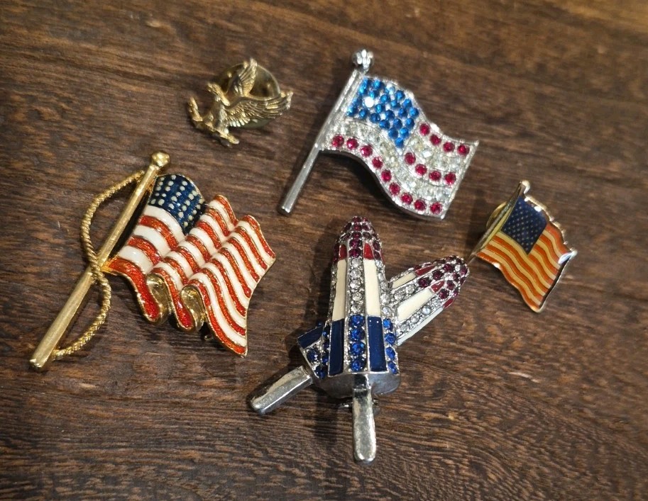 4th of July Vintage & Contemporary USA America Brooch Pins Lapel Pins