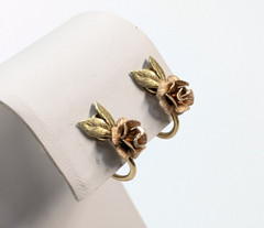 VTG Krementz Dainty Multi Tone Gold Filled Rose Screw on Earrings 1/2″ Long