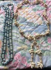 Lot Of 3 Vintage Necklaces Seed Bead, Shells, Blue White Cream 1940-80’s