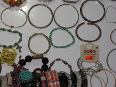 Alex And Ani 24K Electro Plated Lot Of 119 Silver Tone Rinstones Beaded Bangle