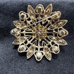Flower Clear & Honey Rhinestone LIZ CLAIBORNE Vintage Gold Brooch M-6476