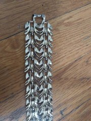 Judy Lee Bracelet Gold Tone 7 Inches Leaf Design Vintage