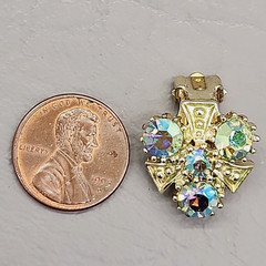 Vintage Rhinestones Earrings Clip On Aurora Borealis Climber Gold Tone 3/4″