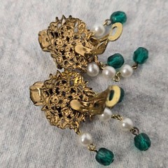 W Germany Filigree Goldtone GREEN RHINESTONE Faux Pearl 3 DANGLE Brooch Clip-ons