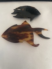 Vintage Celluloid Tortoise Brown Shell Hand Carved Fish Brooch Pins Freshwater