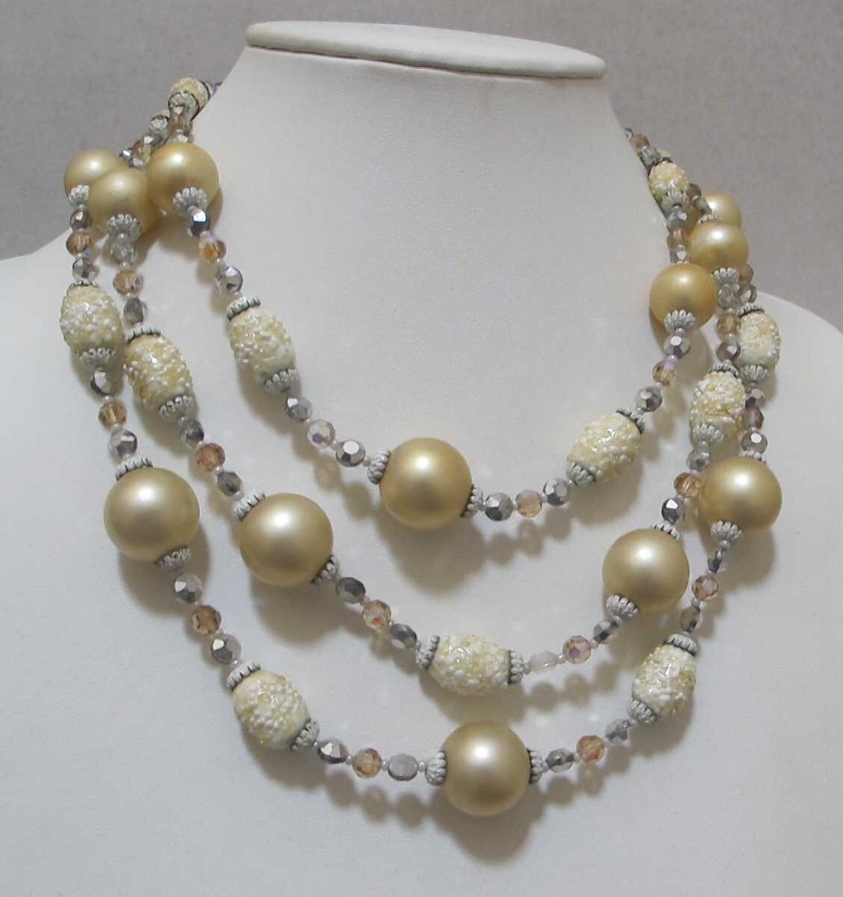 Vtg VENDOME Creamy Beige Sugar Glass Bead Aurora Borealis Crystal 3-Strand Neckl