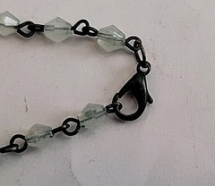Vintage Necklace Wire Unusual Flower Design Beads-plastic &Glass,Blk Metal 24″