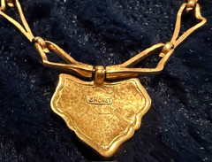Vintage Monet Gold Tone Choker With Cream Enamel Leaf 17 in.