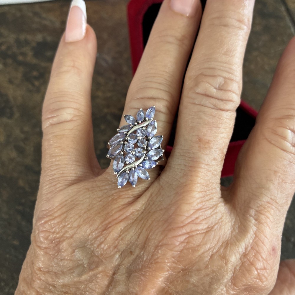 Gorgeous Vintage 10kt White Gold Marquise And Round Tanzanite Cluster Ring Sz 7