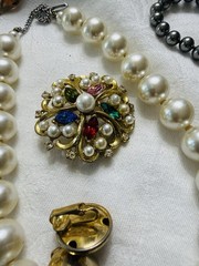 Vintage Jewelry Lot Brooch Earrings Necklaces 17 Pcs