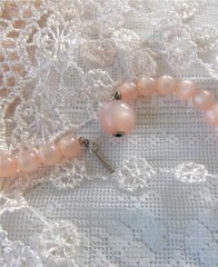 GORGEOUS 1960’s PINK MOONGLOW GRADUATED BEAD 16″ NECKLACE w/HIDDEN SLIDE CLASP