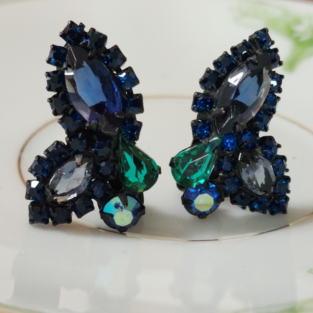 Weiss Climber Earring Dark Jewel Tone Color Rhinestone Couture Signed 60s Black