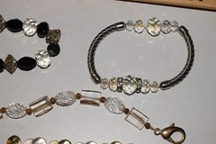Vintage to now lot of 4 glass plastic metal crystal beaded bracelets