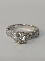 18 KW 93PTS Ctr I1/J 28PTS Side SI2/H Diamonds Ring Size 6.75 (C41)