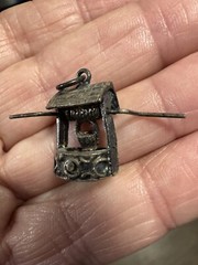 Vintage Articulated Moveable Wishing Well Silver Tone Charm .75″ Tall Miniature
