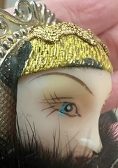 Vintage Glamorous Lady Real Fur Neck Scarf Gold Hat Pressed Aluminum Brooch Pin