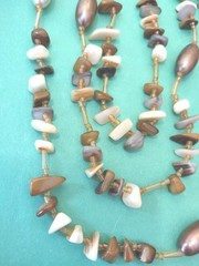 Vintage Nuggets of MOTHER OF PEARL & Glass Beaded Necklace