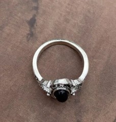 Black Stone Faux Onyx Ornate Silver Tone Metal Women’s Boho Fashion Ring Size 5