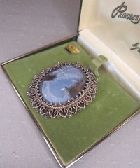 Vintage Cameo 12K Gold Filled Shell Brooch Pendant Princess Mara by Marathon