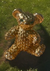Vintage GoldTone Unique Textured Green Eyed Rhinestone Teddy Bear Brooch BX6