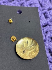 Vintage Textured Goldtone Metal Circles Stud Earrings 1 inches