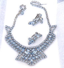 Vintage 1950s Pastel Blue Rhinestone Bib Choker Necklace Earring Set
