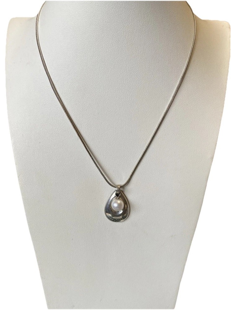 MOM Pendant Sterling Silver With White Pearl Choker Necklace 16” Mother’s Day
