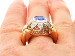 2.51ct Ceylon Sapphire and 0.24ct Diamond 18ct Yellow Gold Platinum Dress Ring