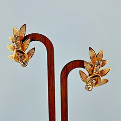 Vintage Rhinestone Earrings Gold Tone Leaf Branch Climber Clip On Dimensional