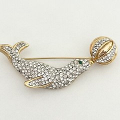Vintage Clear Rhinestone Green Eyed Seal With Ball Gold Tone Animal Brooch Pin