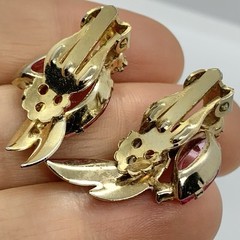 Vtg Midcentury Pink Marquise Rhinestone Yellow Enamel Climber Earrings Clip Claw