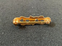 Pin Silver Tone Rose With Gold Tone Leaves