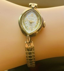 Vtg Speidel Stretch Band w/ Helbros Gold Tone Cocktail Watch AS-IS
