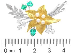 0.78Ct Emerald 0.55Ct Diamond and Pearl 18k Yellow Gold and Platinum Brooch