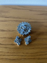 TEAL & Sky BLUE Rhinestones Pin / BROOCH & Earrings