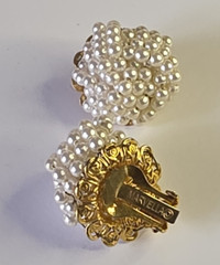 Vintage 1950-1970 Marvella 1” Faux Seed Pearl Knot Gold Marked Clip On Earrings