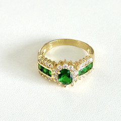 Ladies Green & Clear CZ Yellow Gold Plated Sparkly Statement Ring Size 11.25