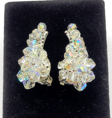 Cluster Climber AB Crystal Sparkly Elegance Silver Tone Vintage Clip on Earrings