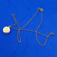 Vintage Carved Flower Necklace Tiny Charm Gold Filled Chain 16″
