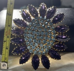 Vintage Blue And Purple Made In Austria Stamped Rhinestone And Gold Tone Brooch