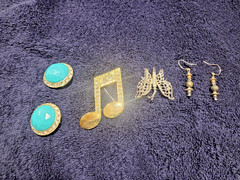 Vintage Costume Jewelry Brooch & Earring Lot 6 Pieces , Estate Find