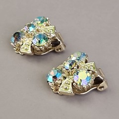 Vintage Rhinestones Earrings Clip On Aurora Borealis Climber Gold Tone 3/4″